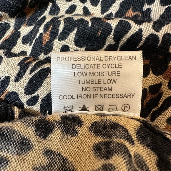 Tory Burch Long Sleeve Wool Sweater - Picture 4 of 6